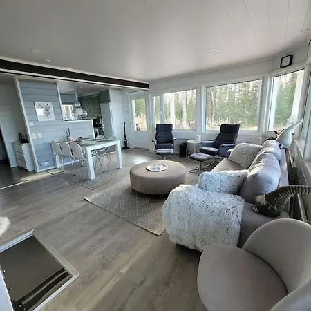 Arctic Tuomi Villa *